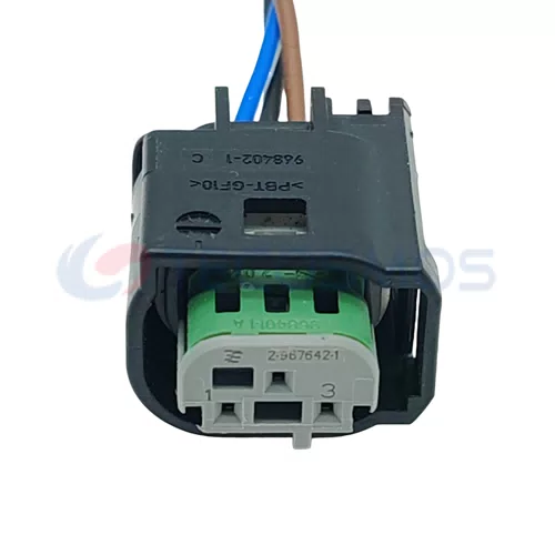 Auto Parts Radar Plug Heater Water Valve Plug for Volkswagen 3-pin Female Plug 2-967642-1 - image 2